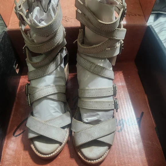 Freebird by Steven Beige Strappy Heeled Boots - Picture 1 of 4